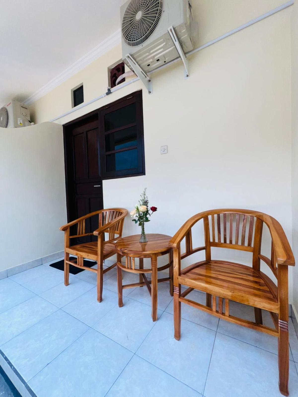Zigiz Lovina Hostel Экстерьер фото